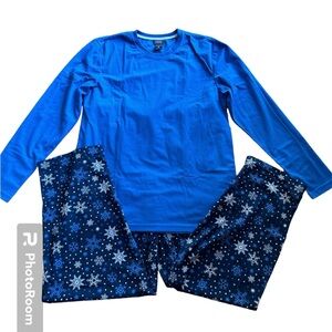 Izod Women’s Pajama Set